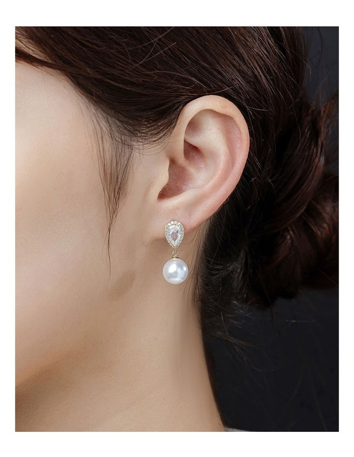 Pearl Drop Earrings GJEC056M in Gold