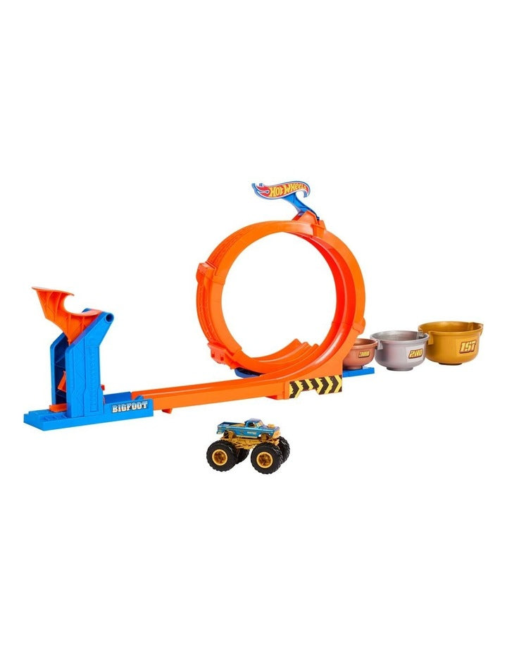 Monster Trucks Loop-And-Flip Trophy Challenge Playset