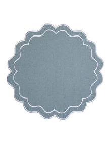 Banda Scallop Placemat 38cm in Blue