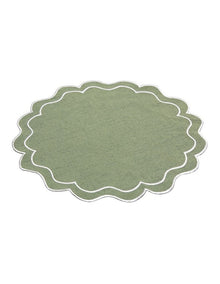 Banda Scallop Placemat 38cm in Green