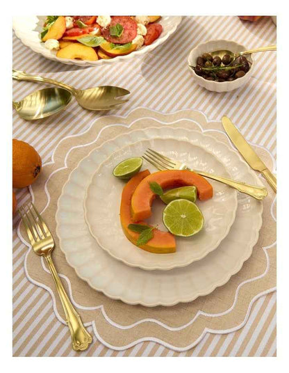 Castello Cutlery Set 16 Pieces Gift Boxed in Champagne