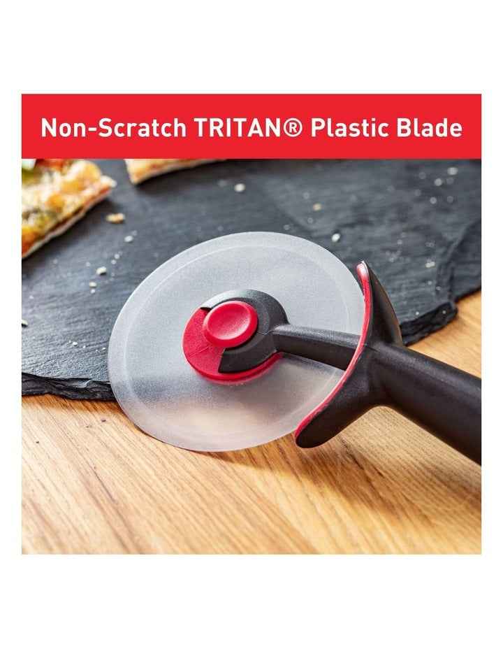 Ingenio Pizza Cutter in Black