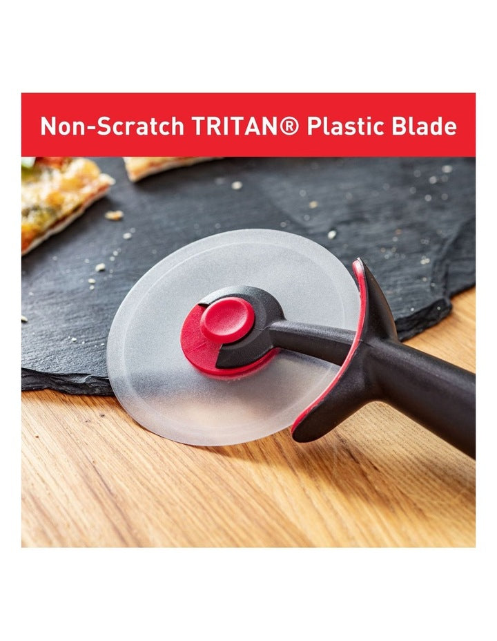 Ingenio Pizza Cutter in Black