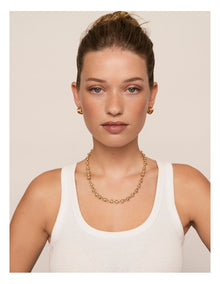 Knot Link Short Necklace in Gold
