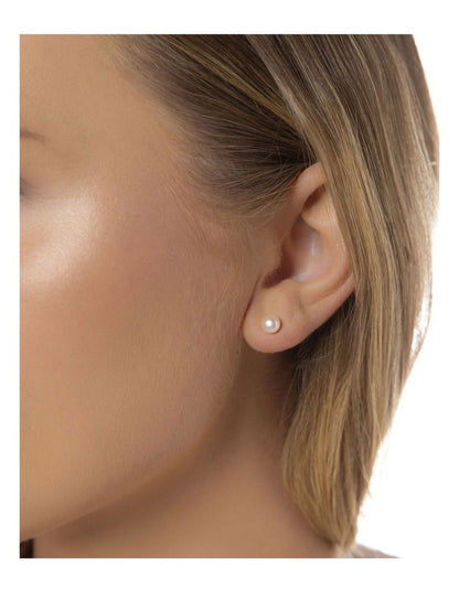 Classic Pearl Small Studs in White