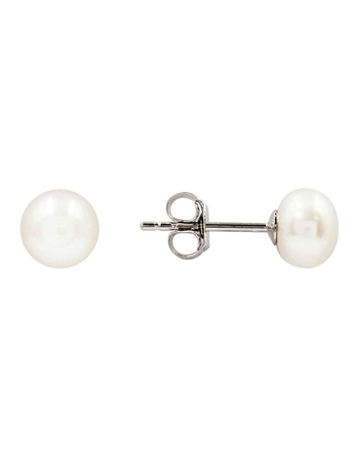 Classic Pearl Medium Studs in White