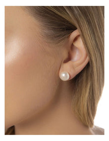 Classic Pearl Studs Extra Large in White