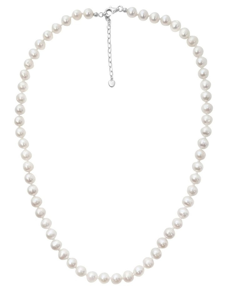 Classic Pearl Necklace in White