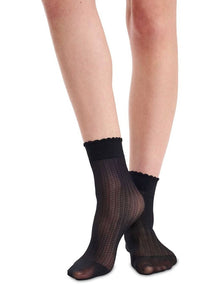 Chevron Anklet in Black