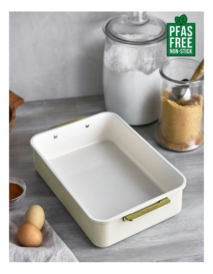 Reserve Rectangular Cake Pan 30cm x 25cm  Cream White PFAS-free