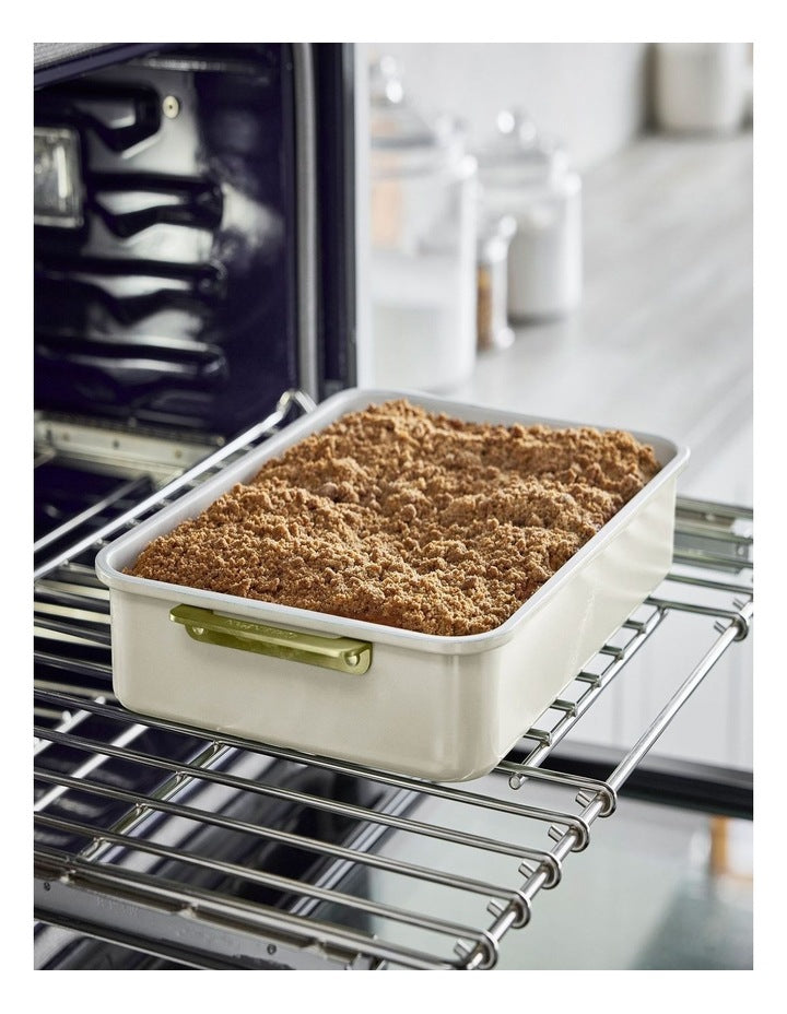 Reserve Rectangular Cake Pan 30cm x 25cm  Cream White PFAS-free