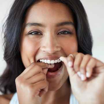 Colgate Total Dental Floss Mint Waxed Flavour Value 100m each