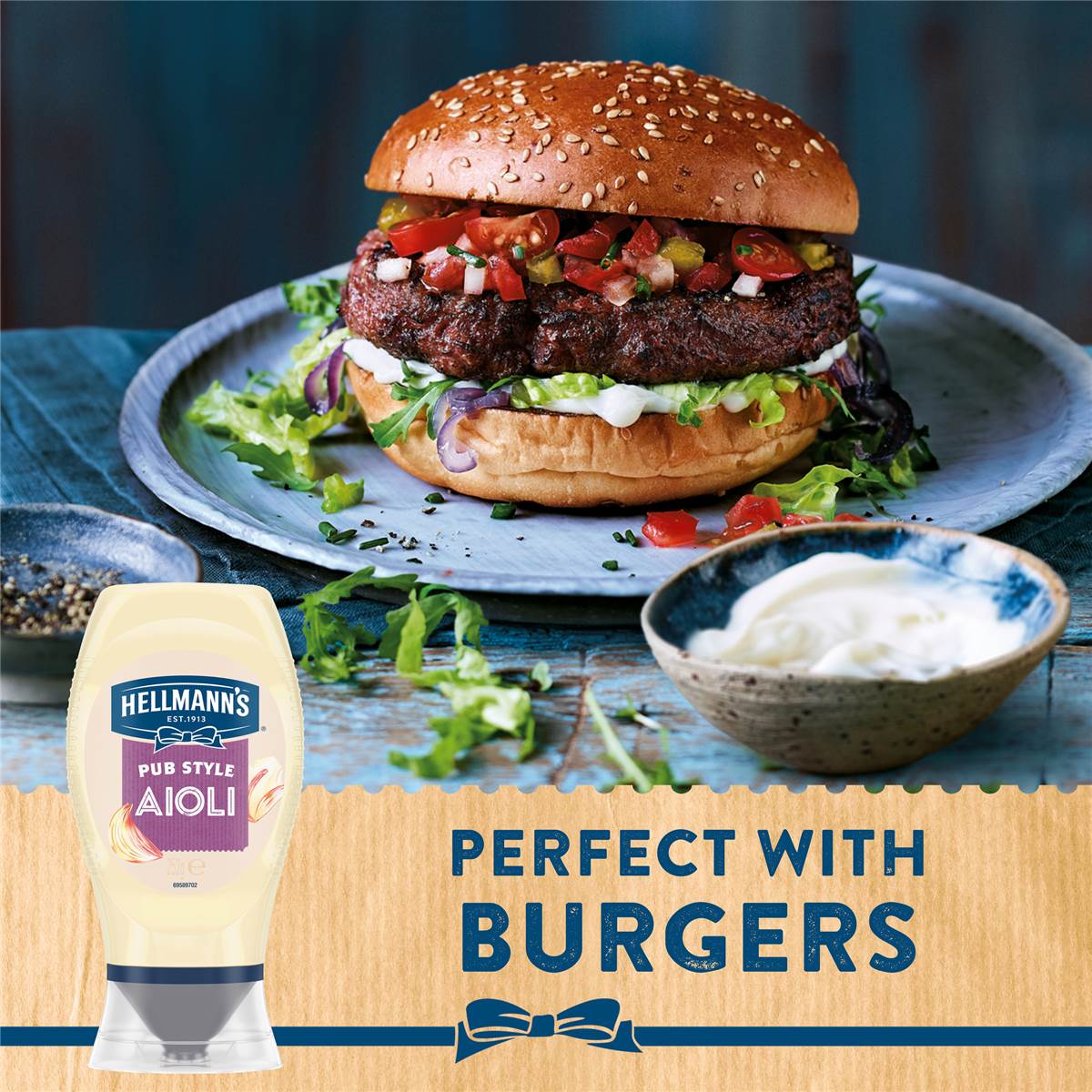 Hellmann's Garlic Aioli Squeeze Mayo 252g