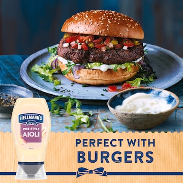 Hellmann's Garlic Aioli Squeeze Mayo 252g