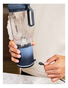 Cordless Portable Blender in Navy BC251NVANZ