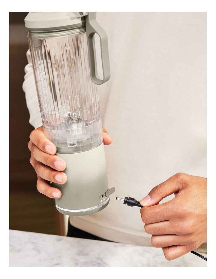 Cordless Portable Blender in Ivory Cream BC251IVANZ