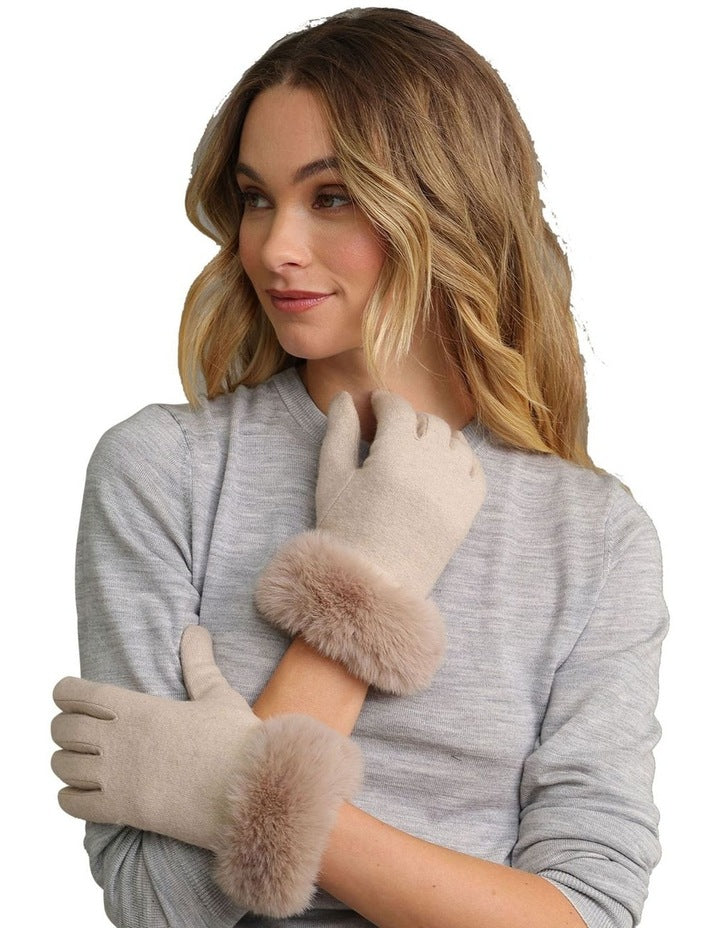 Tammy Faux Fur Gloves in Cream
