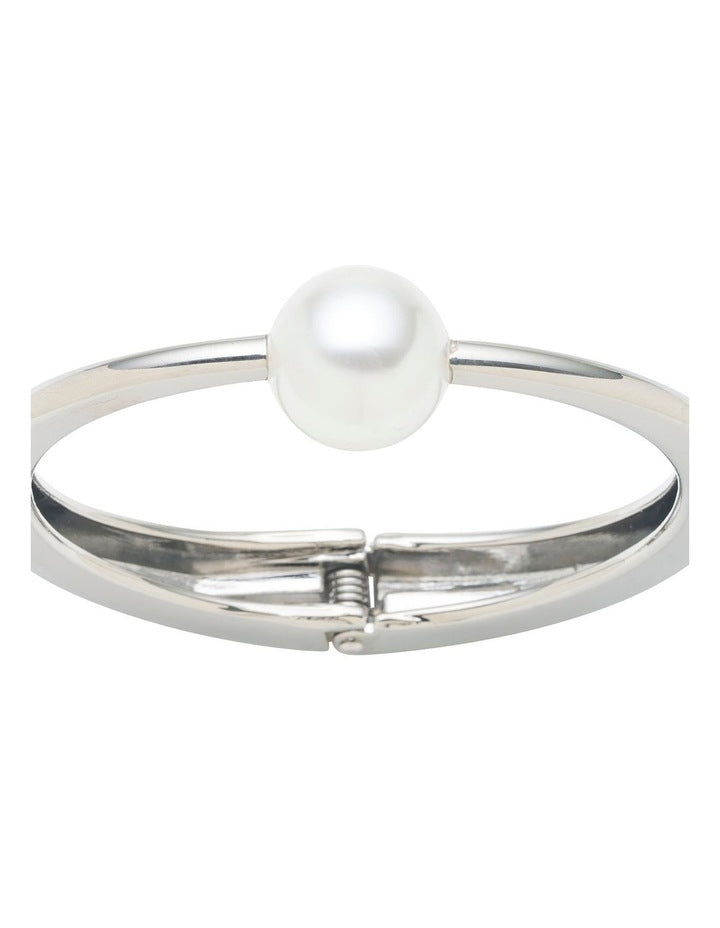 Solo Pearl Bangle in Silver