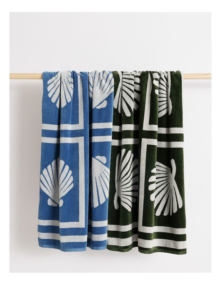 Fan Palm Tile Beach Towel in Green
