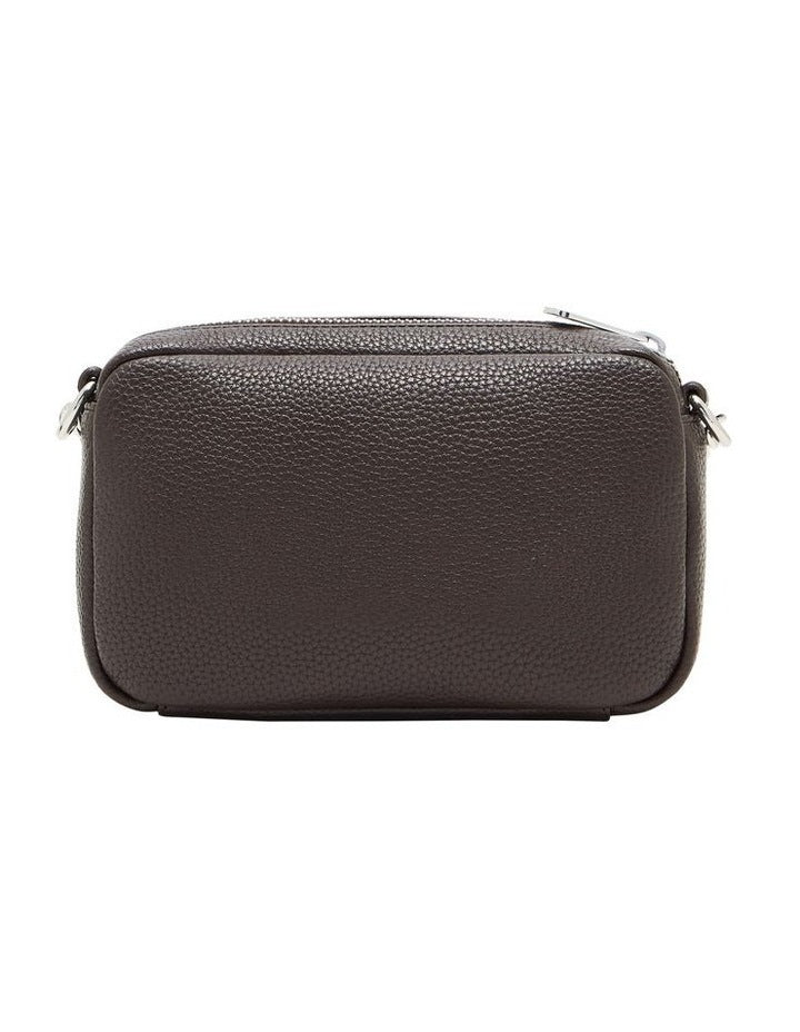 Susie Soft Crossbody Bag in Hot Fudge