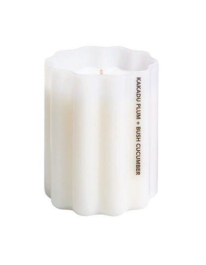 Wave 8cm x 10cm Soy Scented Candle Kakadu Plum Bush Cucumber
