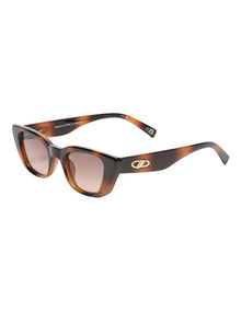 Dream Lover Sunglasses in Dark Tort