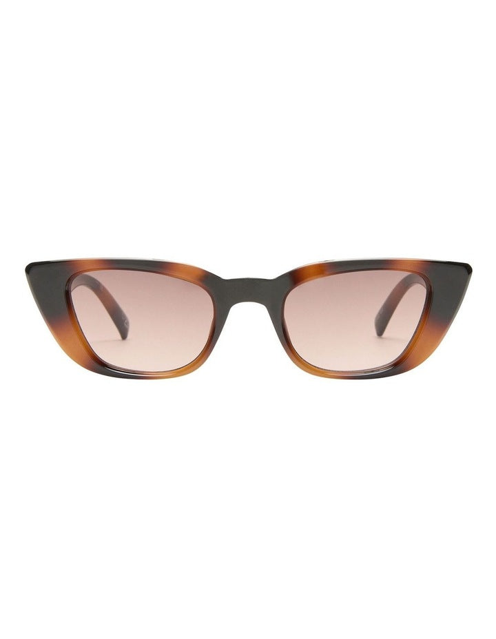 Dream Lover Sunglasses in Dark Tort