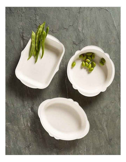 Frame Collection Oval Baking Tray in White