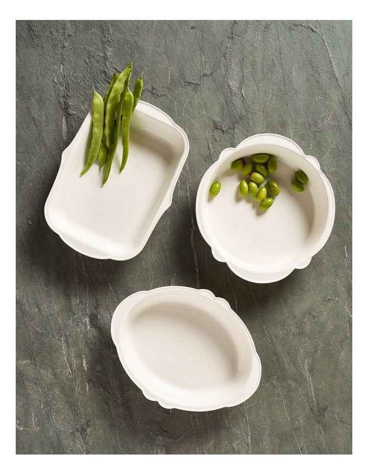 Frame Round Baking Tray 32 x 30 x 7cm in White