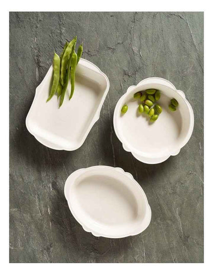Frame Round Baking Tray 32 x 30 x 7cm in White