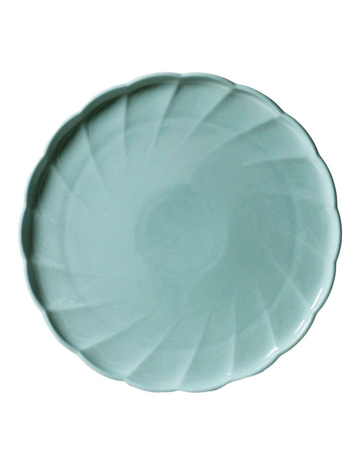 French Bazaar Dinner Plate in Gum Leaf
