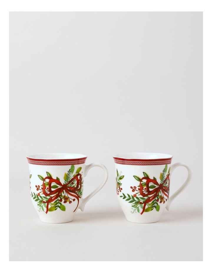 Traditional Christmas Mug Set of 2 in Multi