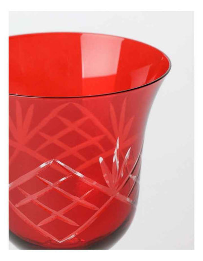 Traditional Christmas Wine Glass Set of 4 in Red