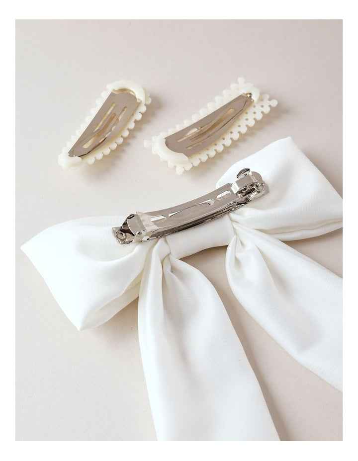 Oversized Bow With Pearl Clips in White