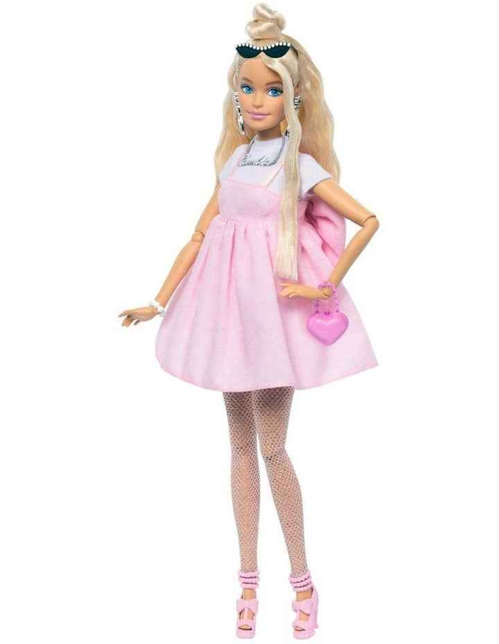 Deluxe Style Fashionista Dolls Assorted