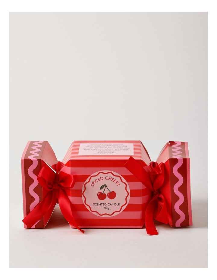 Holiday Magic Gingerbread Candle 200g in Red