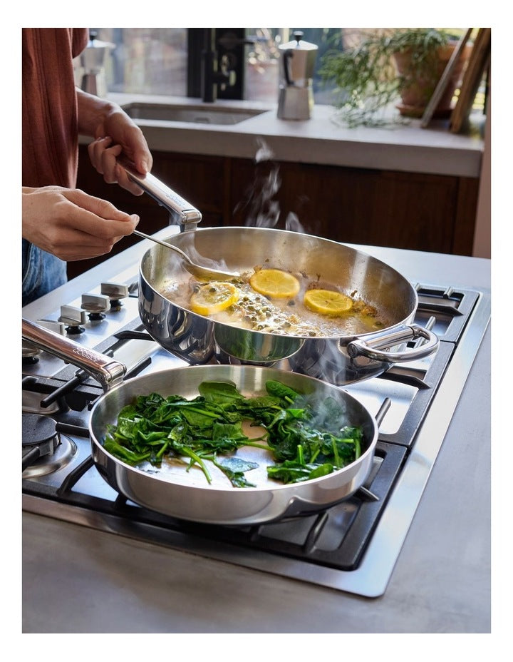 Space Steel 24 cm/9.5 inch Frying Pan in Silver