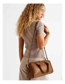 Verona Doctors Bag in Tan