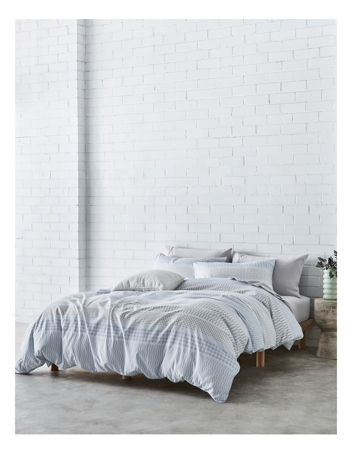 Super Soft Microfibre Quilt Cover Set in Grey Geo