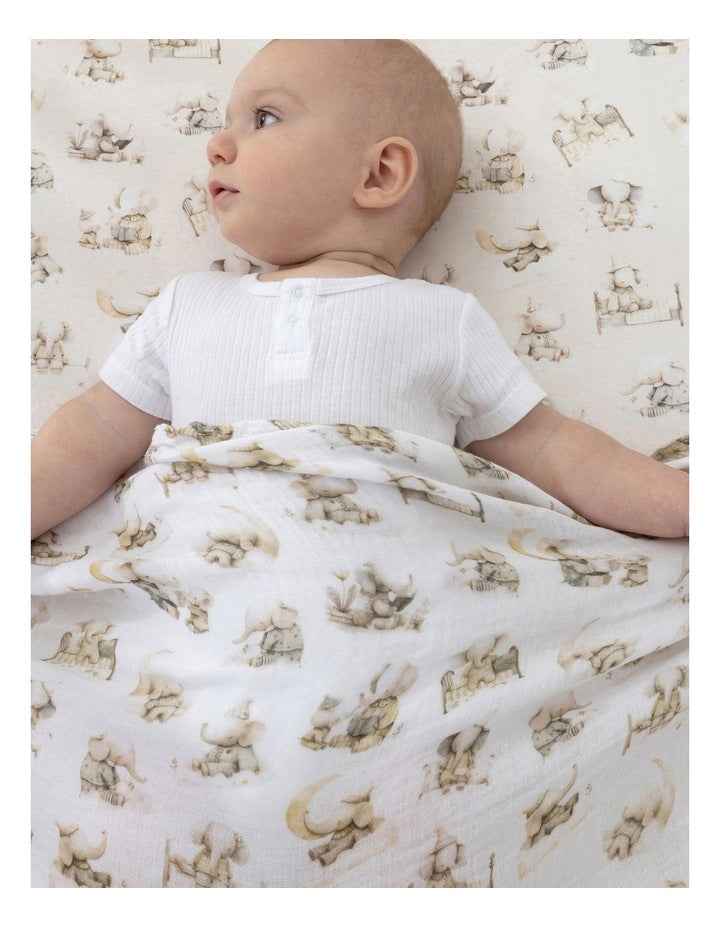 Elephant Bedtime Muslin Wraps 3 Pack in Beige/White