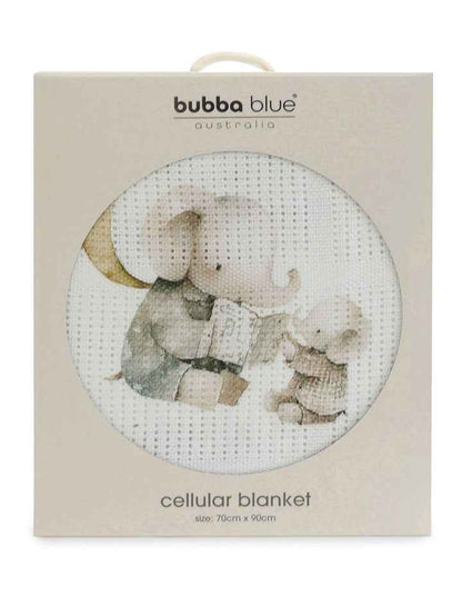 Peter Rabbit and Benjamin Bunny Cellular Blanket in White