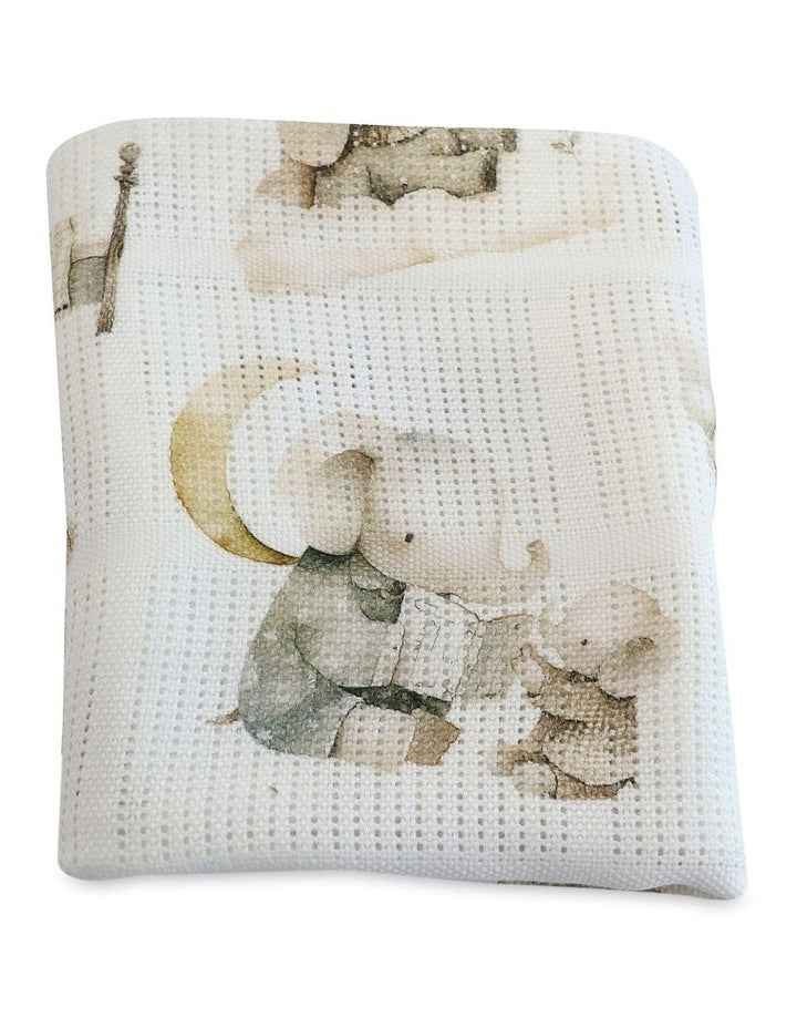 Peter Rabbit and Benjamin Bunny Cellular Blanket in White
