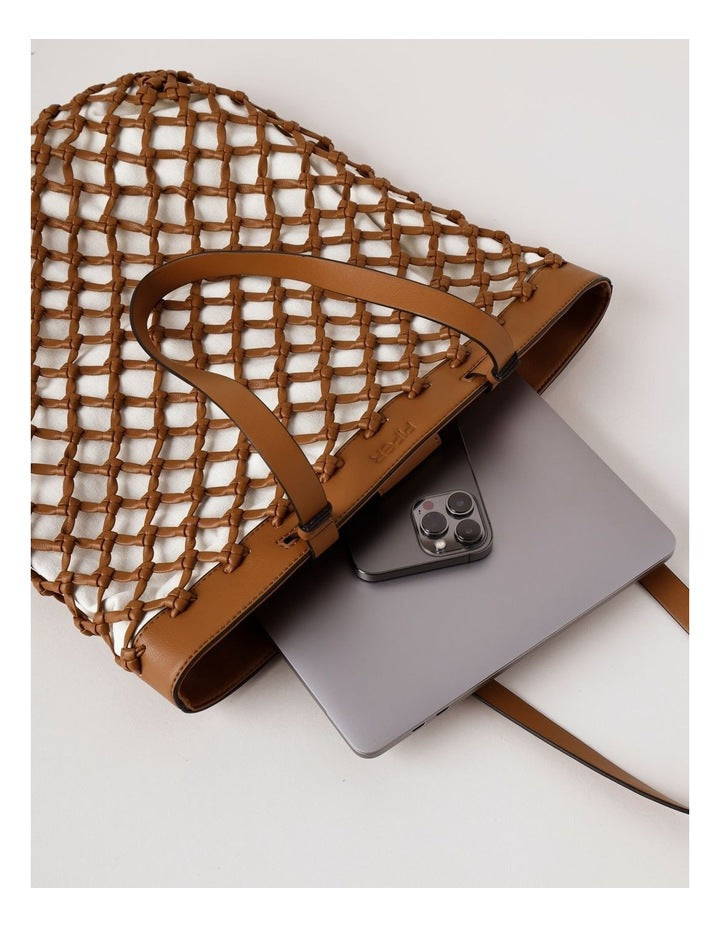 Cincinnati Tote Bag in Tan