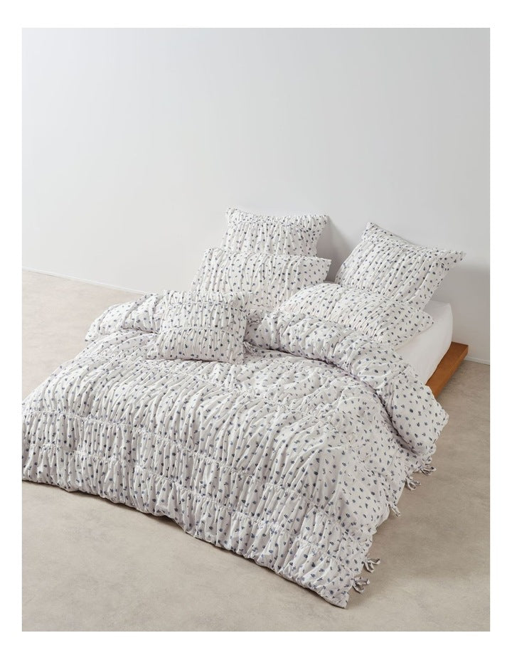 Linen House Layla Quilt Cover Set in Floral