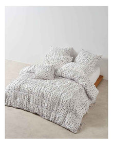 Linen House Layla Quilt Cover Set in Floral
