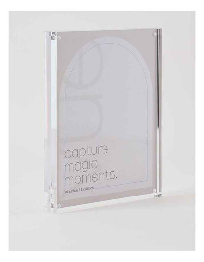 Acrylic 20x25cm Frame in Clear