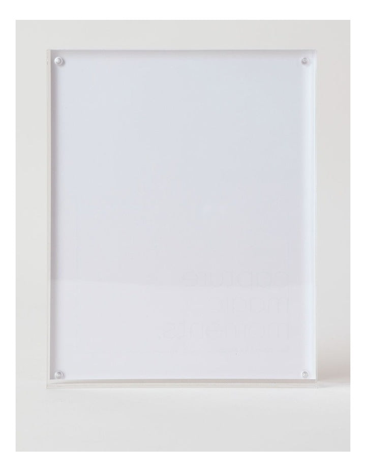 Acrylic 20x25cm Frame in Clear