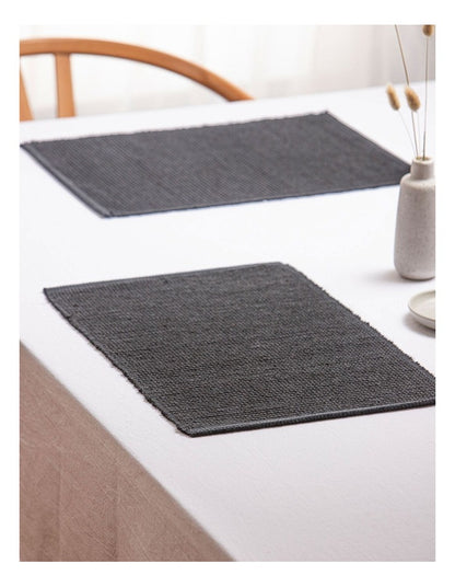 Newport Placemat 4 Pack in Black