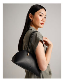 Erica Shoulder Bag in Black