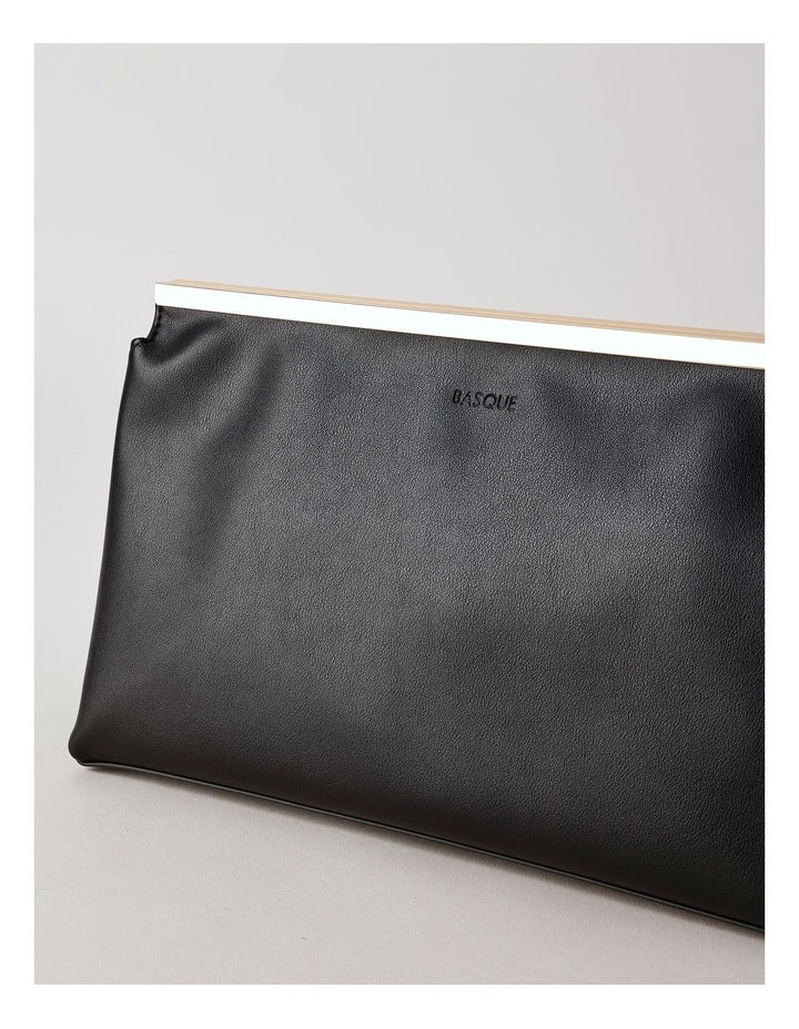 Carrie Clutch Bag in Black